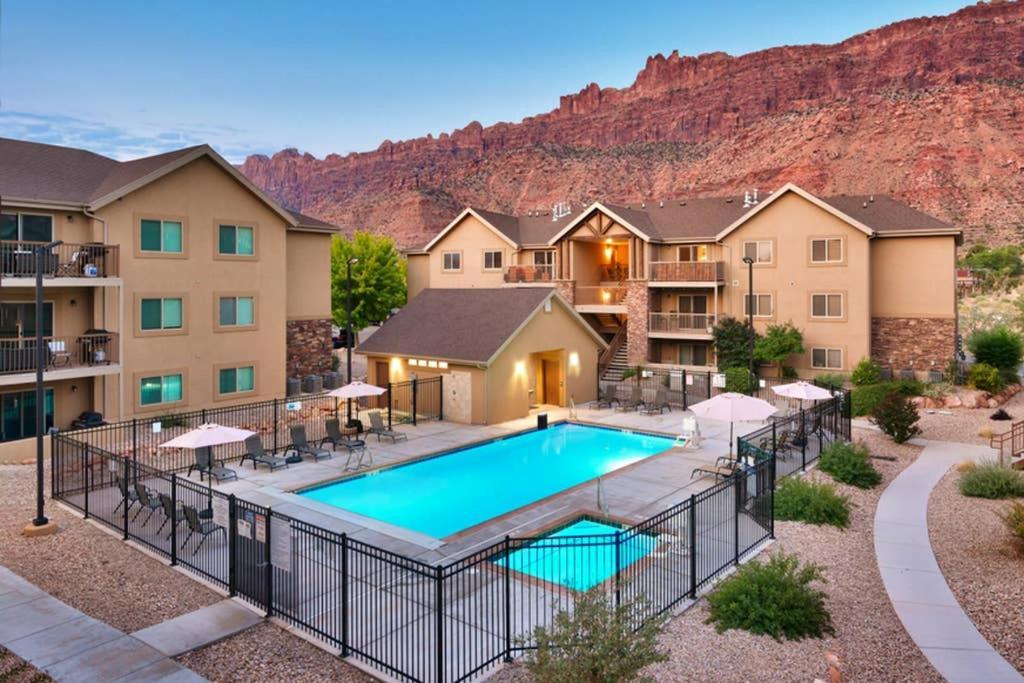 6B Cozy Moab Redcliff Condo, Pool & Hot Tub Екстер'єр фото